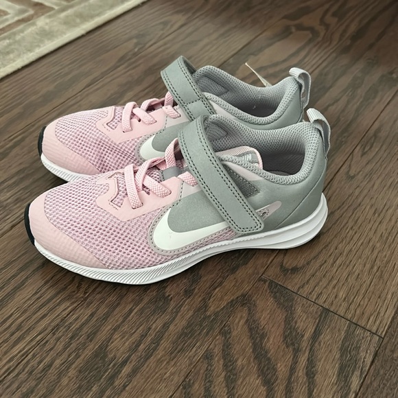 Nike runners size 11.5 - Picture 1 of 1